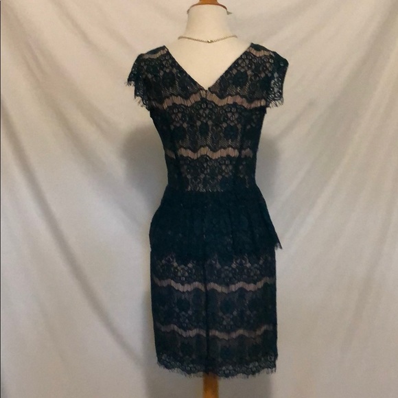 Anthropologie Maeve Elsa green peplum lace dress size xsmall - Picture 4 of 8